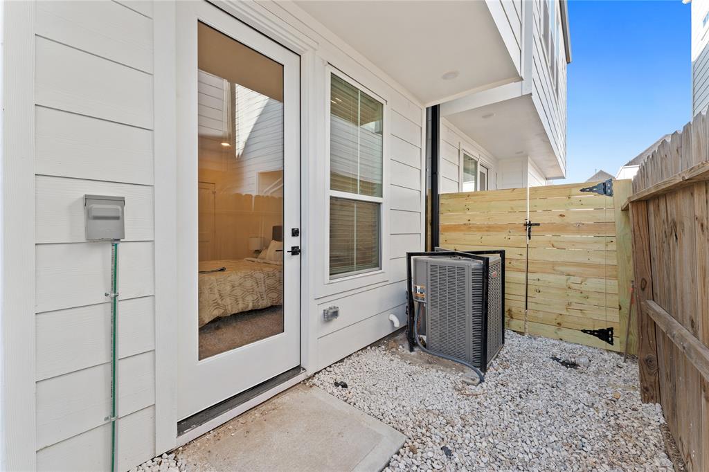 3109 Jensen Dr Dr #B, Houston, Texas image 29
