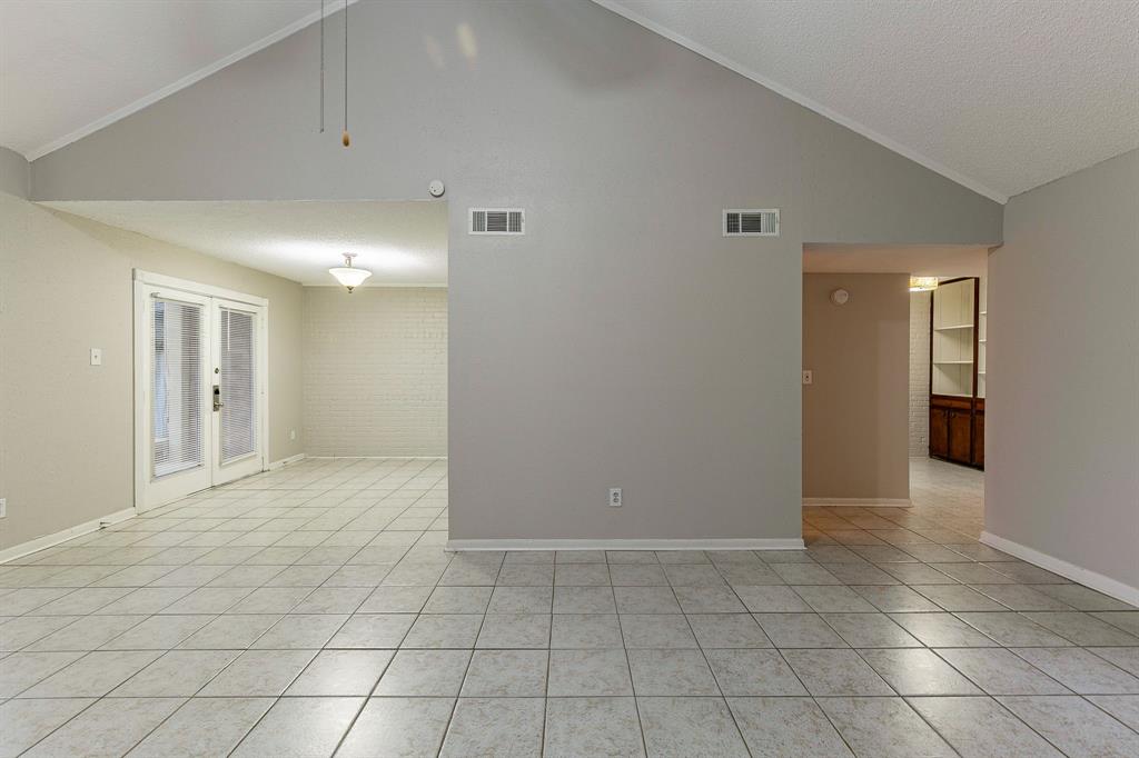 2242 Par Lane, Richmond, Texas image 7