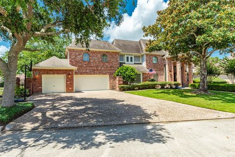 A home in League City