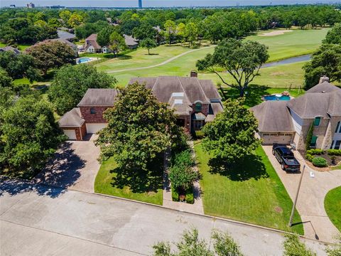 A home in League City