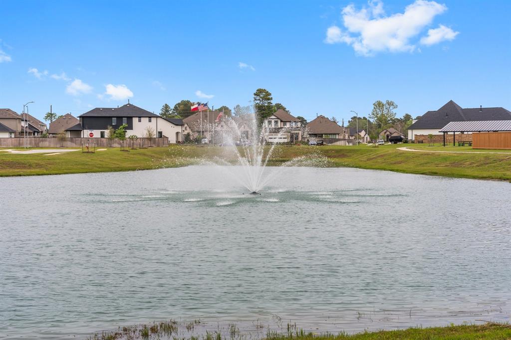 2214 Cold Stream Lane, Tomball, Texas image 2