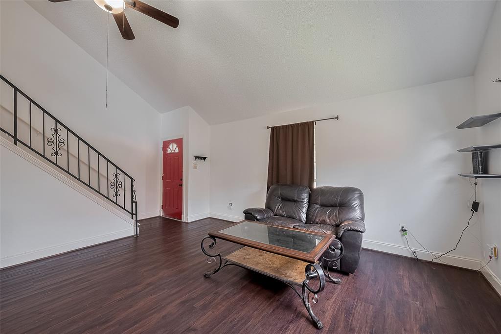 18210 Almonte Lane, Tomball, Texas image 4