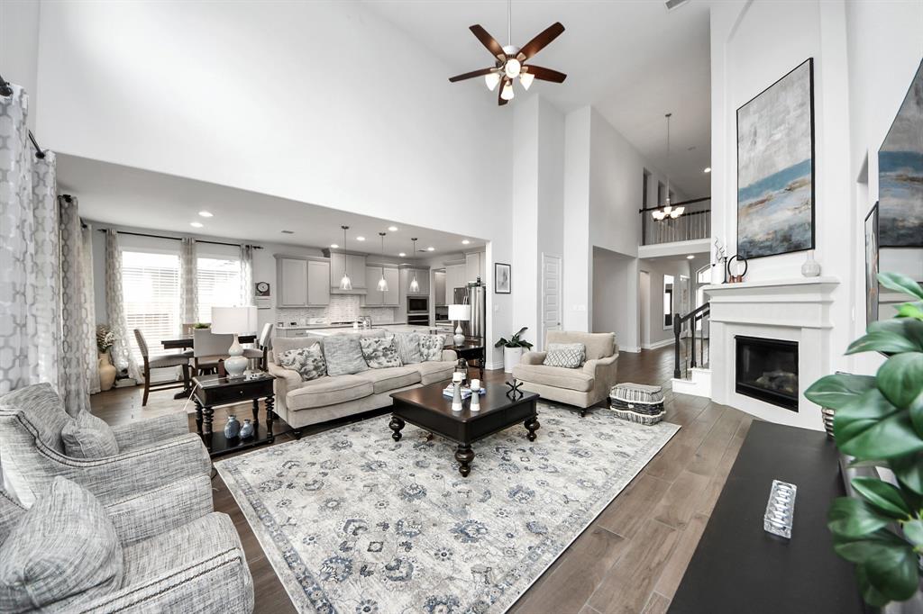 2242 Bayleaf Manor Drive