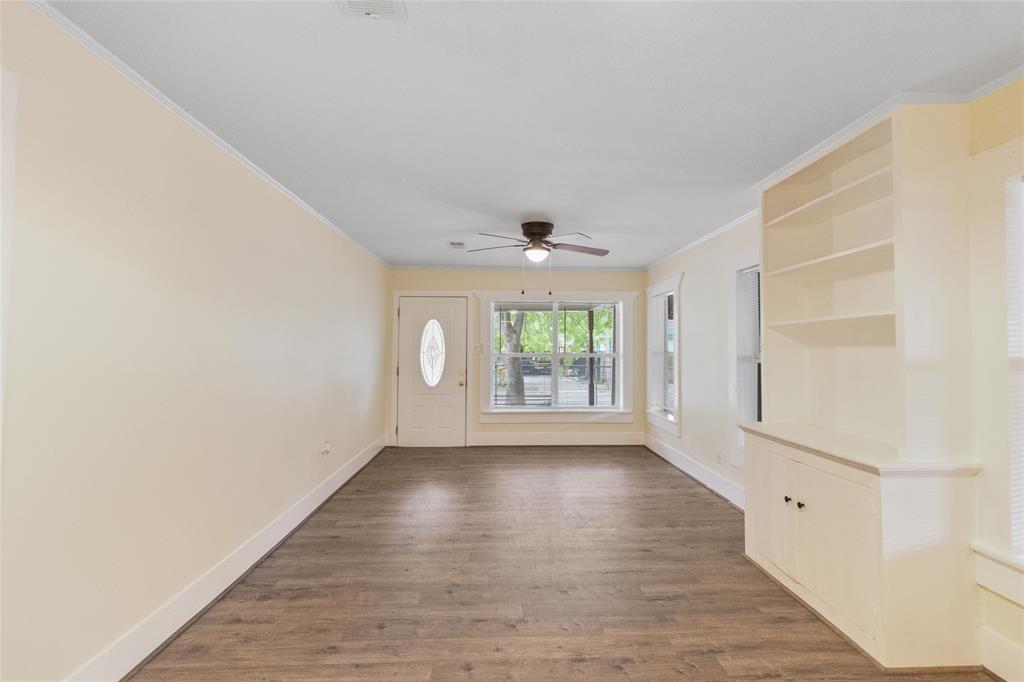 310 W Republic Avenue, Baytown, Texas image 11