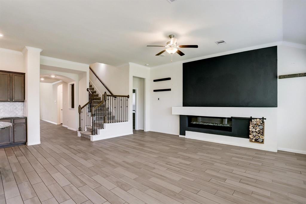 28618 Monarch Cliffs Drive, Fulshear, Texas image 5
