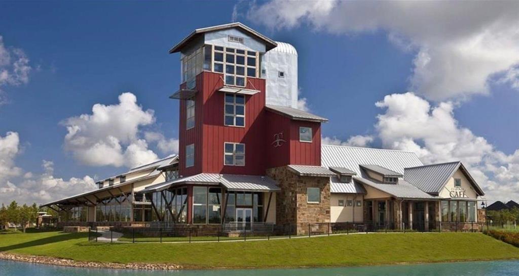 28618 Monarch Cliffs Drive, Fulshear, Texas image 16