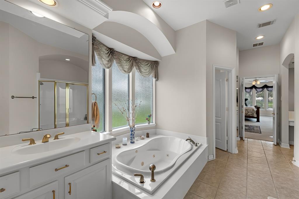 7311 Spring Run Lane, Katy, Texas image 23