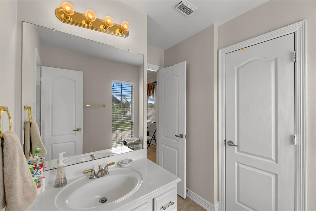 7311 Spring Run Lane, Katy, Texas image 37