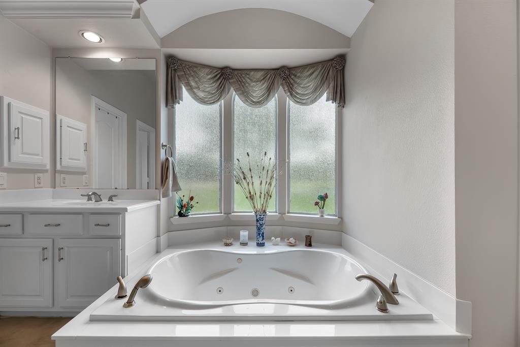 7311 Spring Run Lane, Katy, Texas image 25