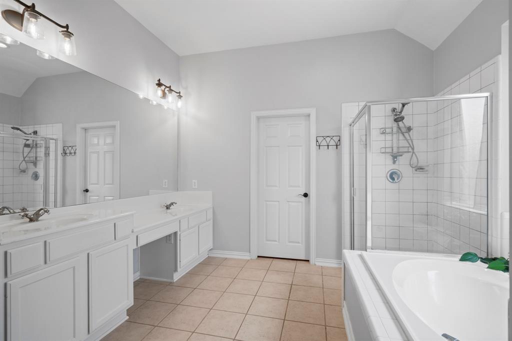 5814 Ashley Spring Court, Katy, Texas image 17
