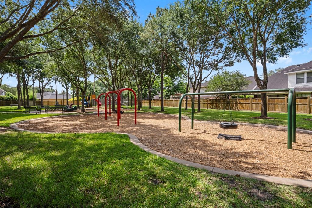 5814 Ashley Spring Court, Katy, Texas image 44