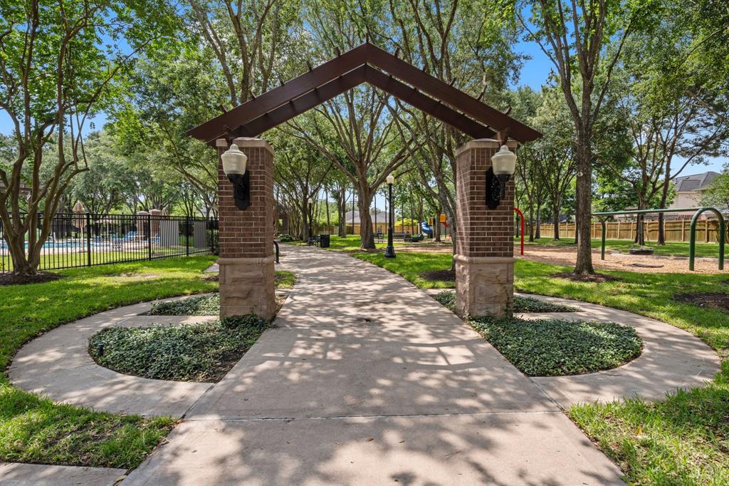 5814 Ashley Spring Court, Katy, Texas image 45
