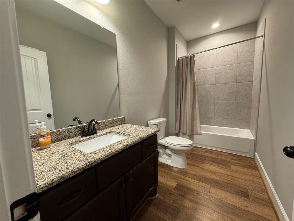 723 Sandy Corner Road, El Campo, Texas image 17