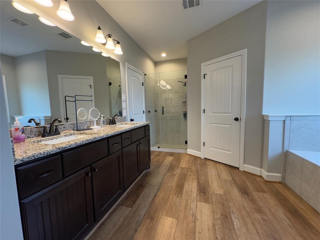 723 Sandy Corner Road, El Campo, Texas image 11