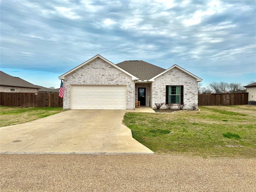 2020 Clay Street, Mabank, Texas image 2