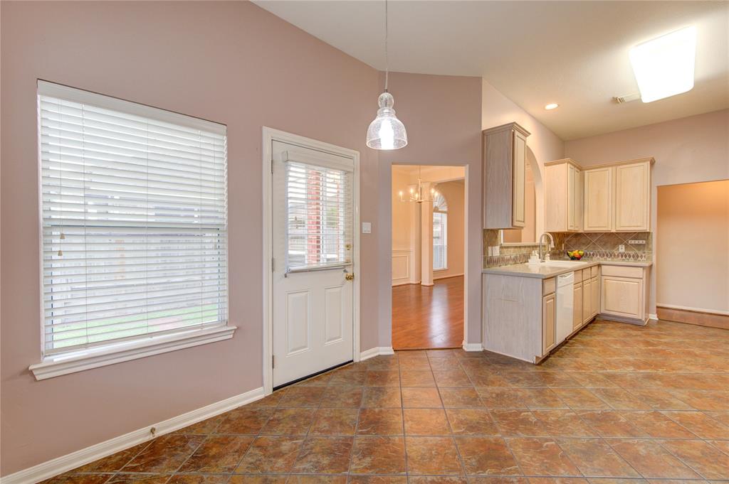 1615 Candleston Lane, Katy, Texas image 9