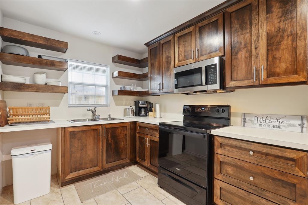 9703 Chatfield Street, Houston, Texas image 3