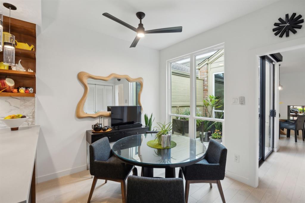 9569 Doliver Drive, Houston, Texas image 7