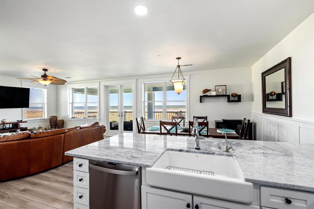 26461 Cat Tail Drive #303, Galveston, Texas image 10