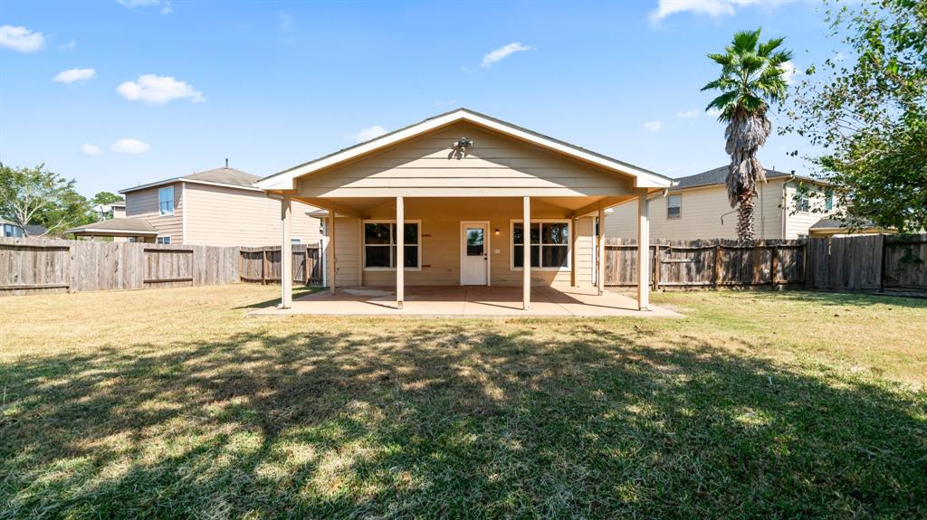 2038 Adobe Stone Drive, Humble, Texas image 26
