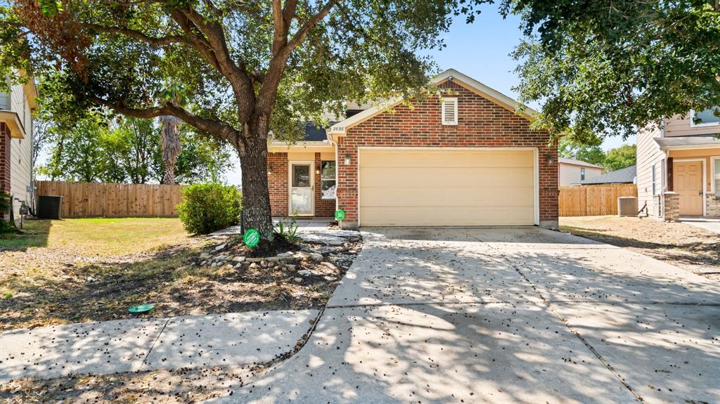 2038 Adobe Stone Drive, Humble, Texas image 1