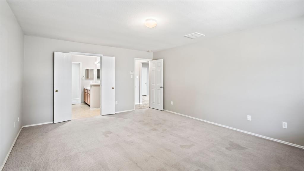 2038 Adobe Stone Drive, Humble, Texas image 12