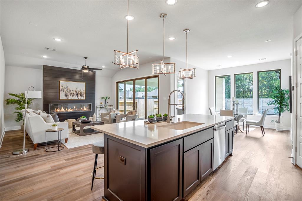 17335 Sunflower Petals Trail, Conroe, Texas image 21