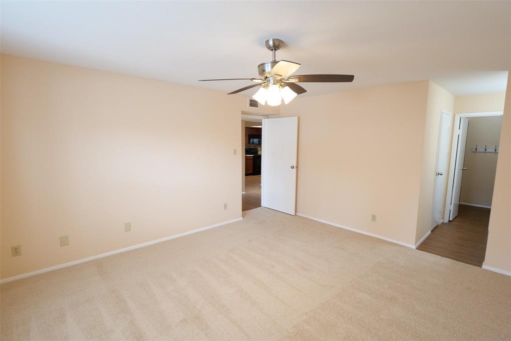 14911 Wunderlich Drive #2105, Houston, Texas image 12