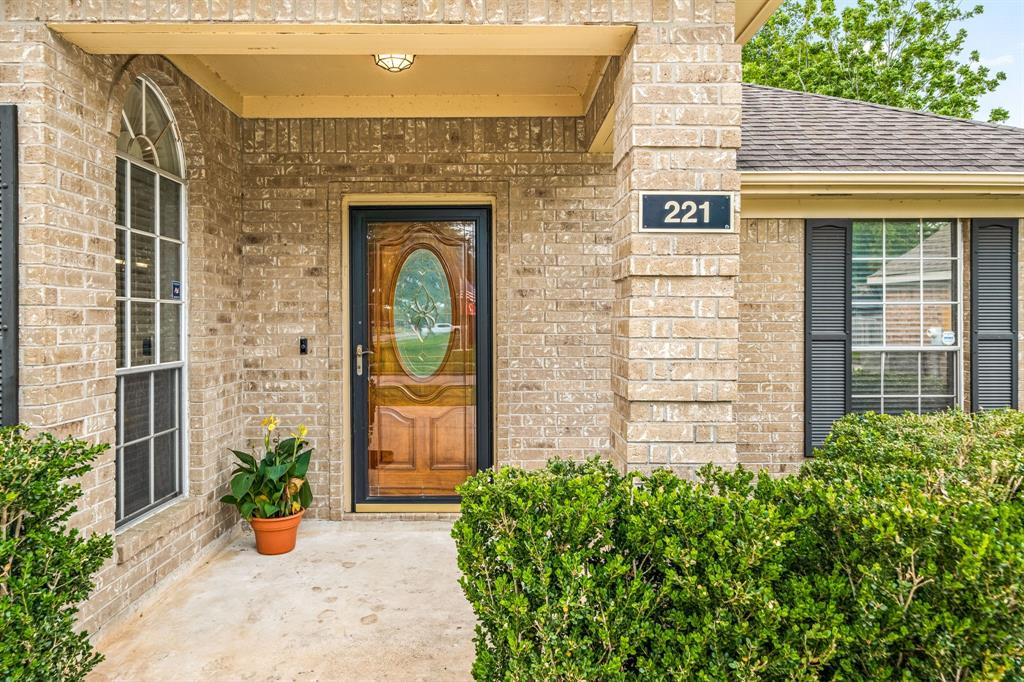 221 Chariss Glen Drive, League City, Texas image 3