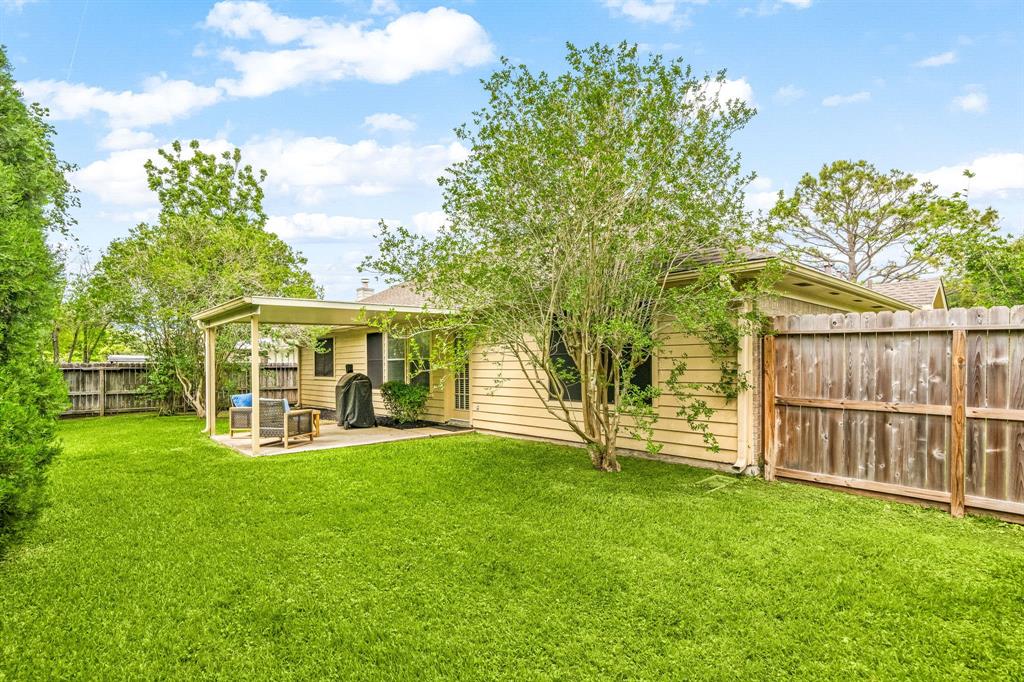 221 Chariss Glen Drive, League City, Texas image 24