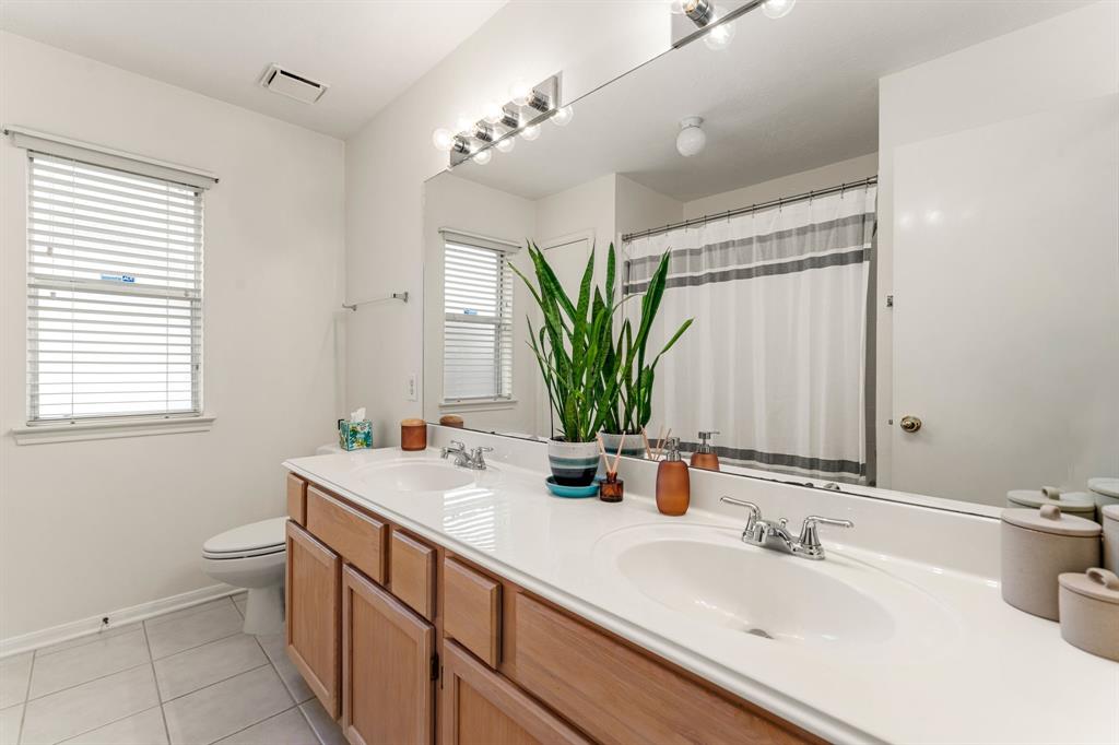 221 Chariss Glen Drive, League City, Texas image 22