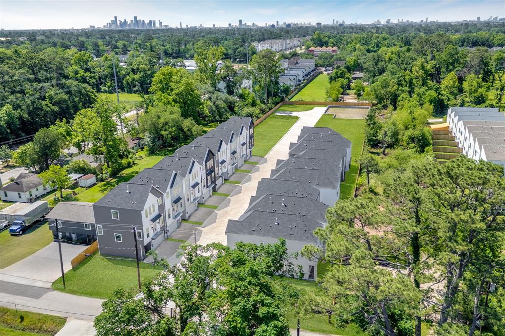 5833 Highland Sun Lane