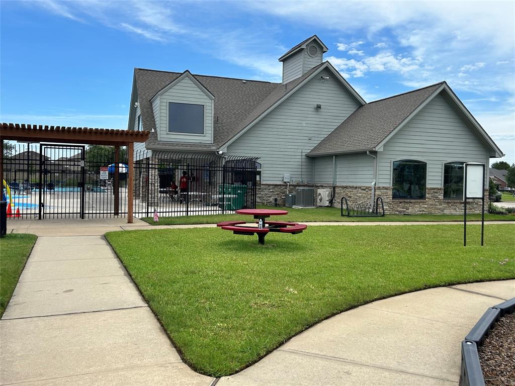 9439 Amethyst Glen Drive