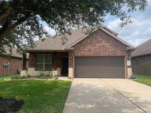 Single Family Residence in Cypress TX 19111 Windhaven Terrace Trail.jpg