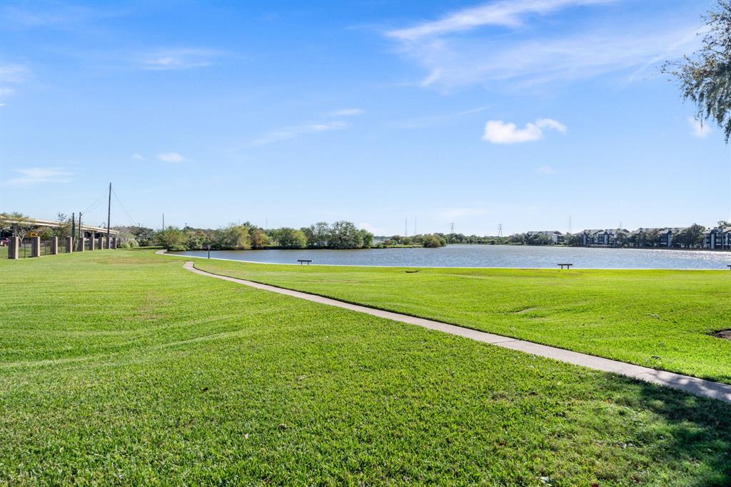 18800 Egret Bay Boulevard #207, Webster, Texas image 28