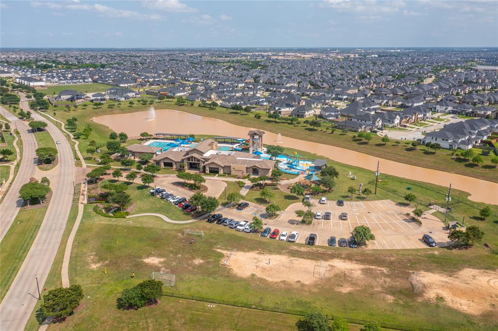 3919 Palmer Meadow Court, Fulshear, Texas image 48