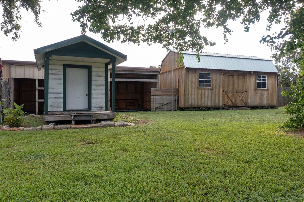 1003 N Kleas Street, Edna, Texas image 36