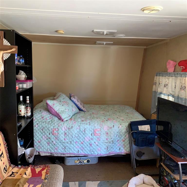 270 Gazelle, Onalaska, Texas image 33