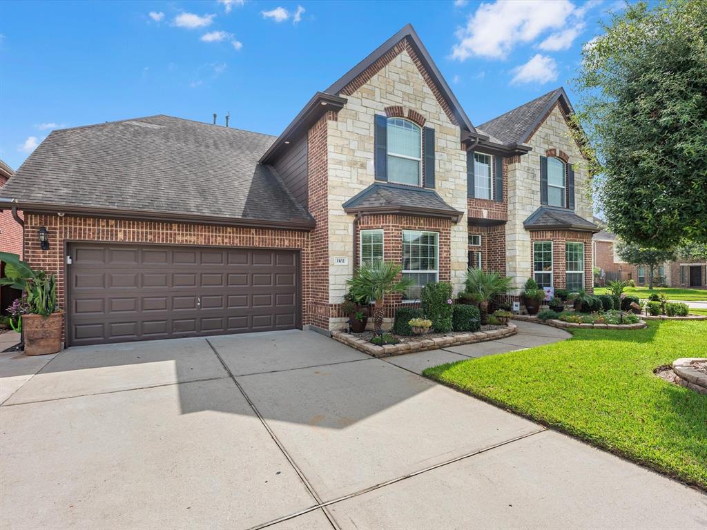 View Friendswood, TX 77546 house