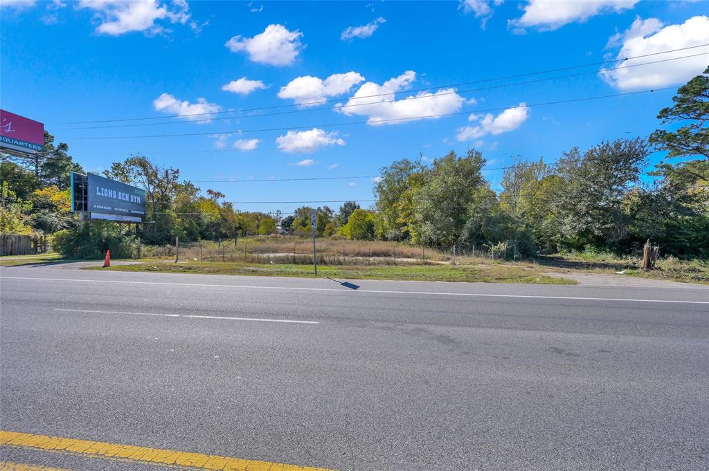 826 E Main Street, Tomball, Texas image 9