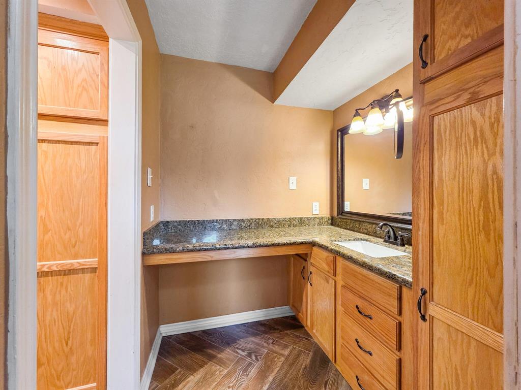 4312 Sunflower Street, Houston, Texas image 14