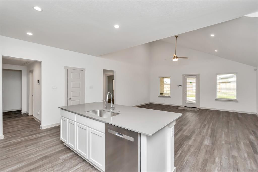 1111 Park Crest Drive, Missouri City, Texas image 18
