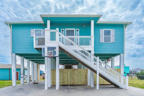 A home in Crystal Beach