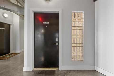 Photo of 2000 Bagby Street #7414, Houston, TX 77002 (MLS # 60887762)