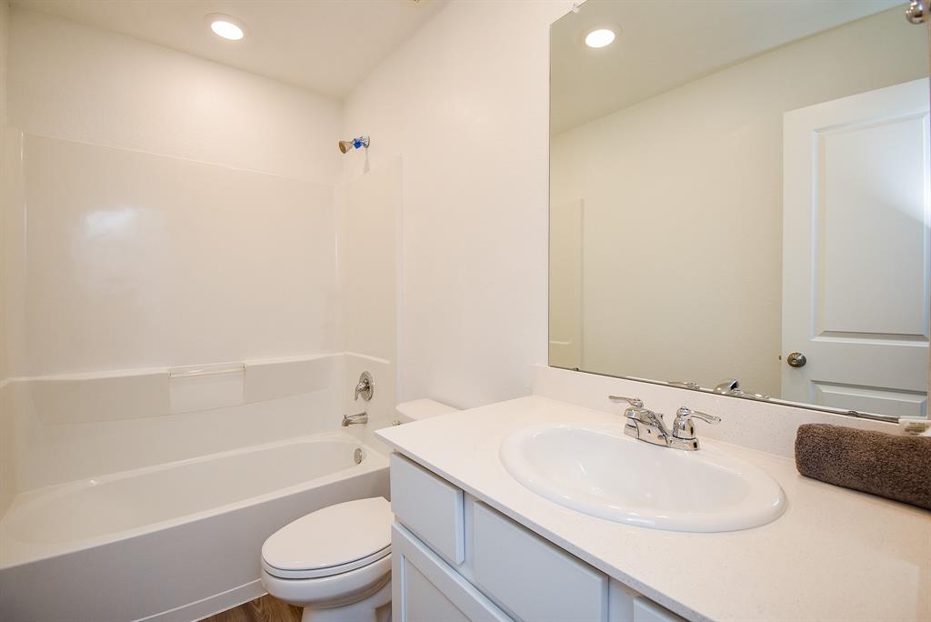7303 Dover View Lane, Katy, Texas image 23