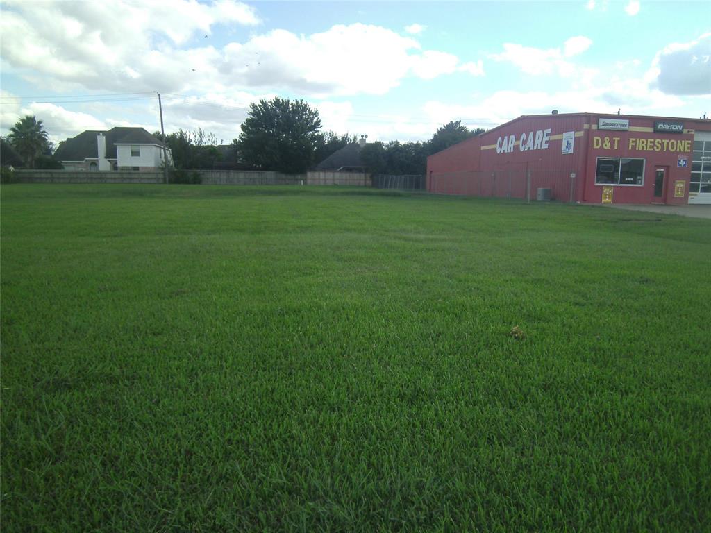 SPENCER N Spencer Hwy, La Porte, Texas image 1