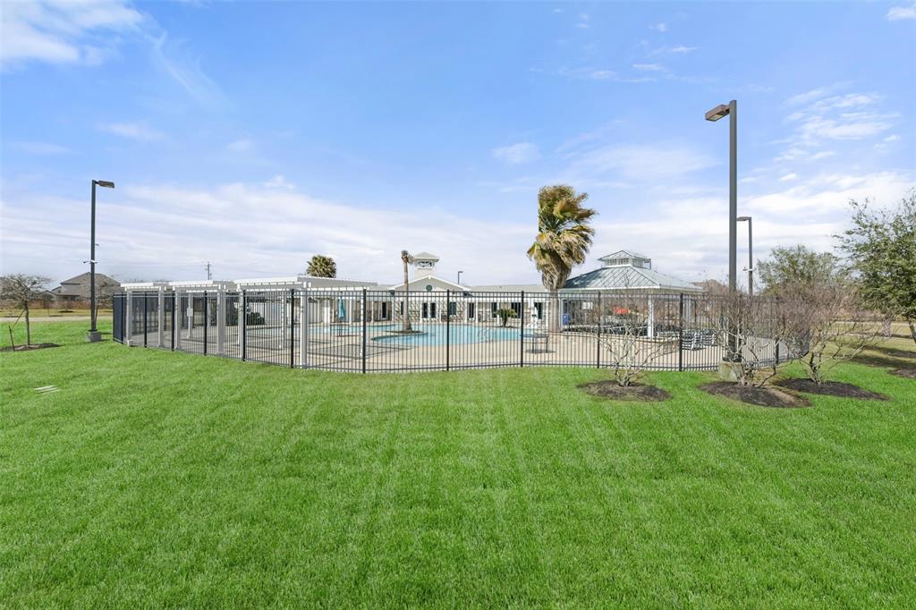12801 Flora Manor Drive, La Marque, Texas image 49