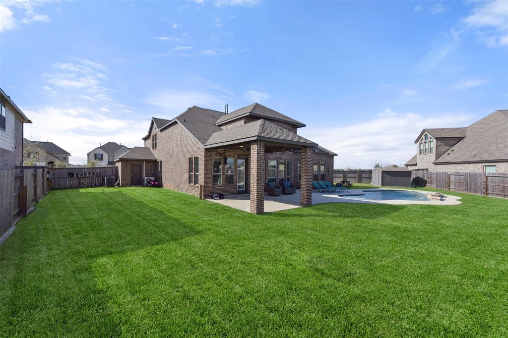 12801 Flora Manor Drive, La Marque, Texas image 39