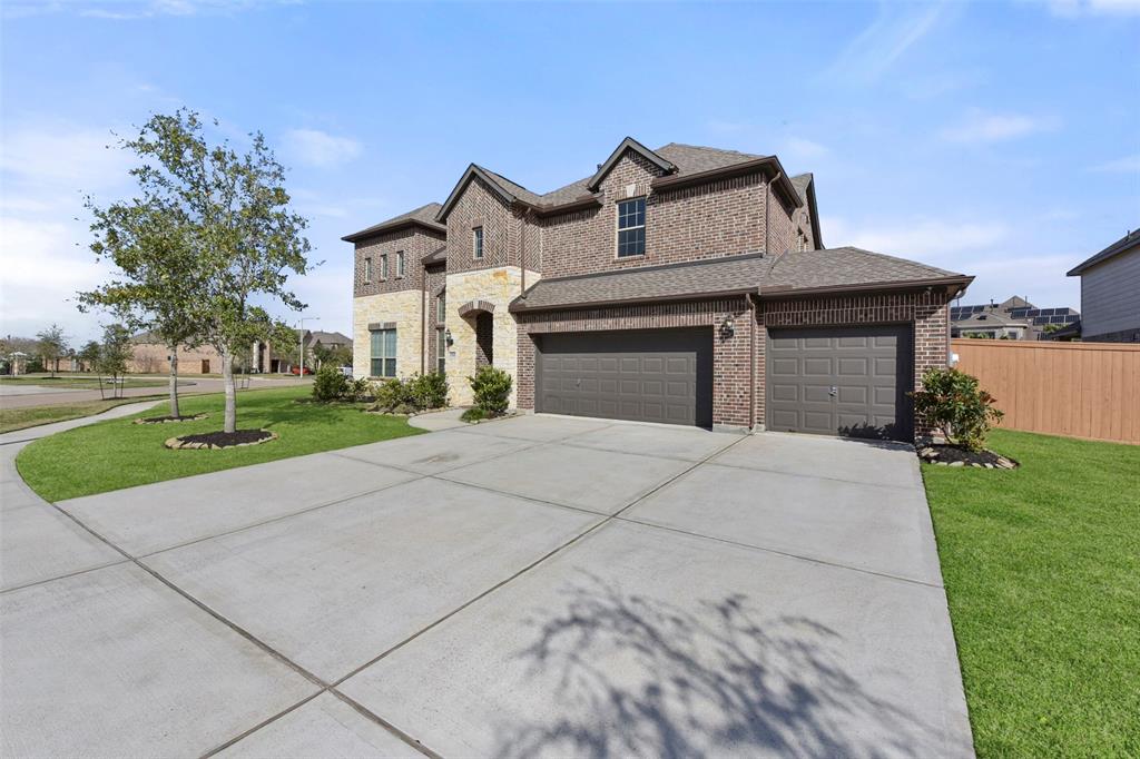 12801 Flora Manor Drive, La Marque, Texas image 40