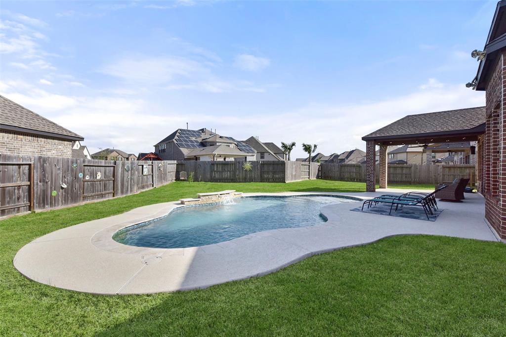 12801 Flora Manor Drive, La Marque, Texas image 34
